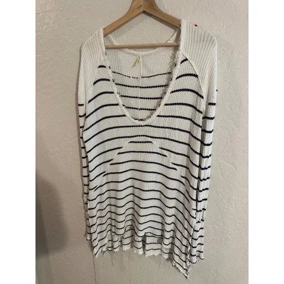 Free People Oversized Black & White Striped Sunset Park Thermal Sweater Tunic - Picture 3 of 12
